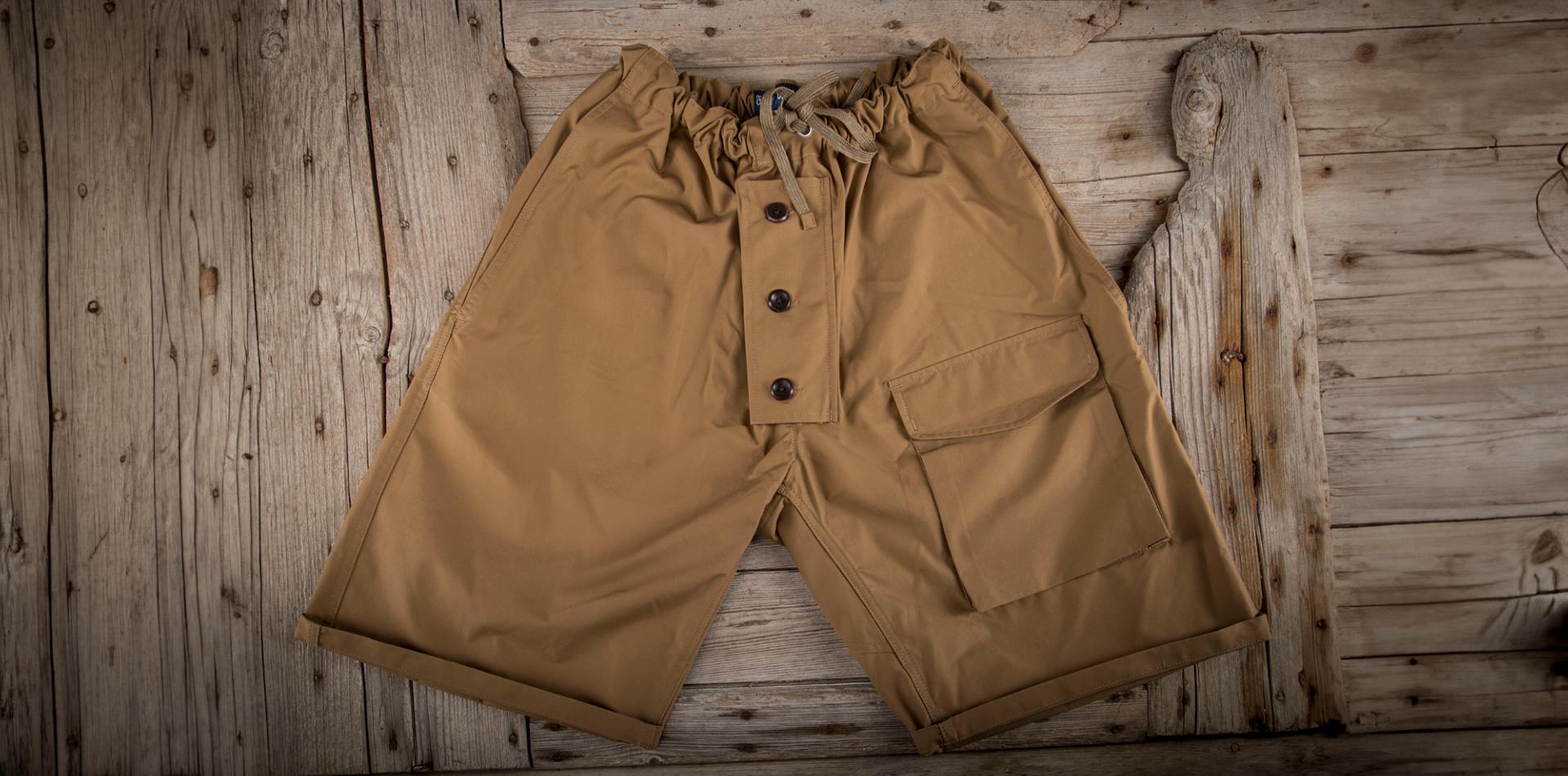LE SHORT "SUBMARINER" CAMEL