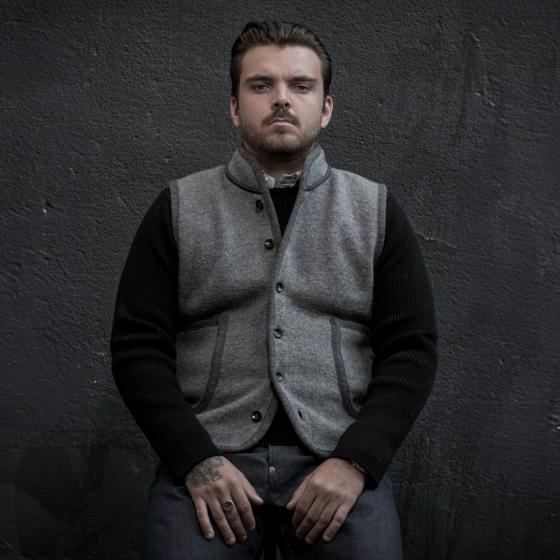 LE GILET "COL OFFICIER"